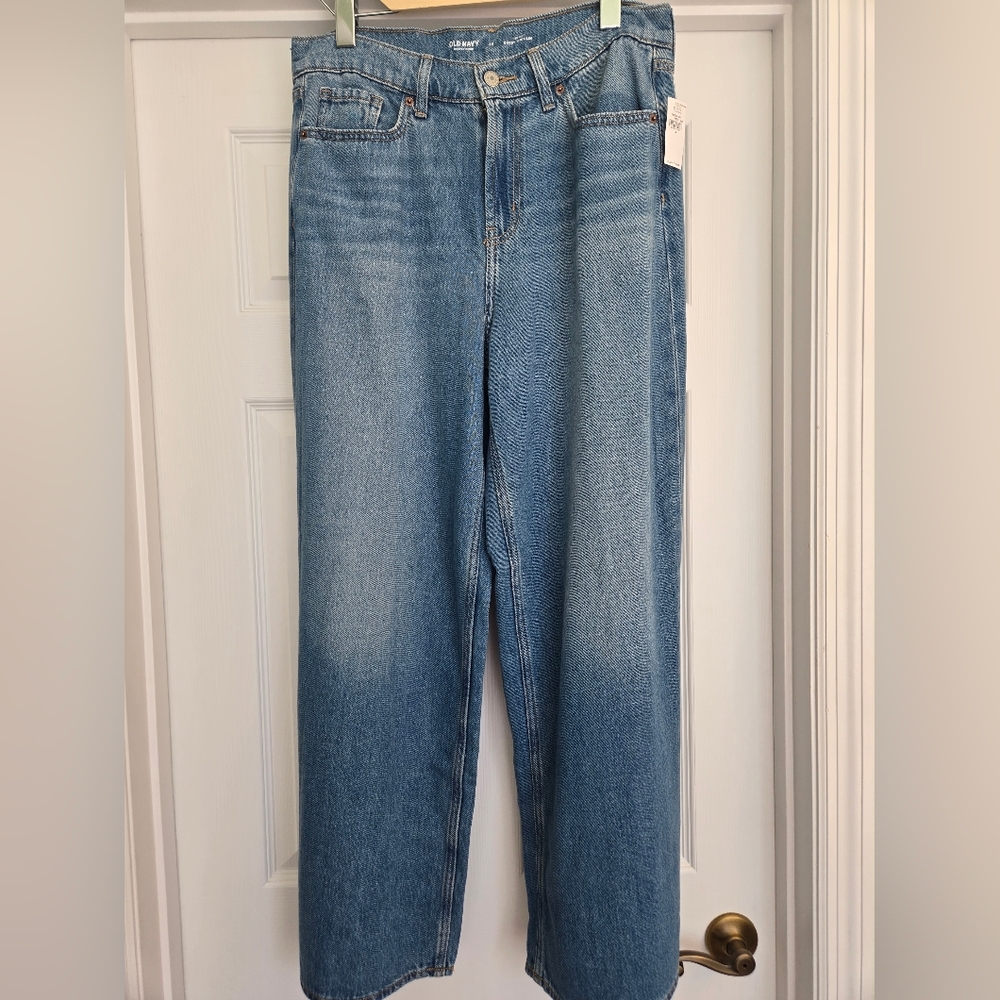 NWT- Old Navy Light Blue Denim Jeans- High Rise- Baggy Wide Leg- Women 10